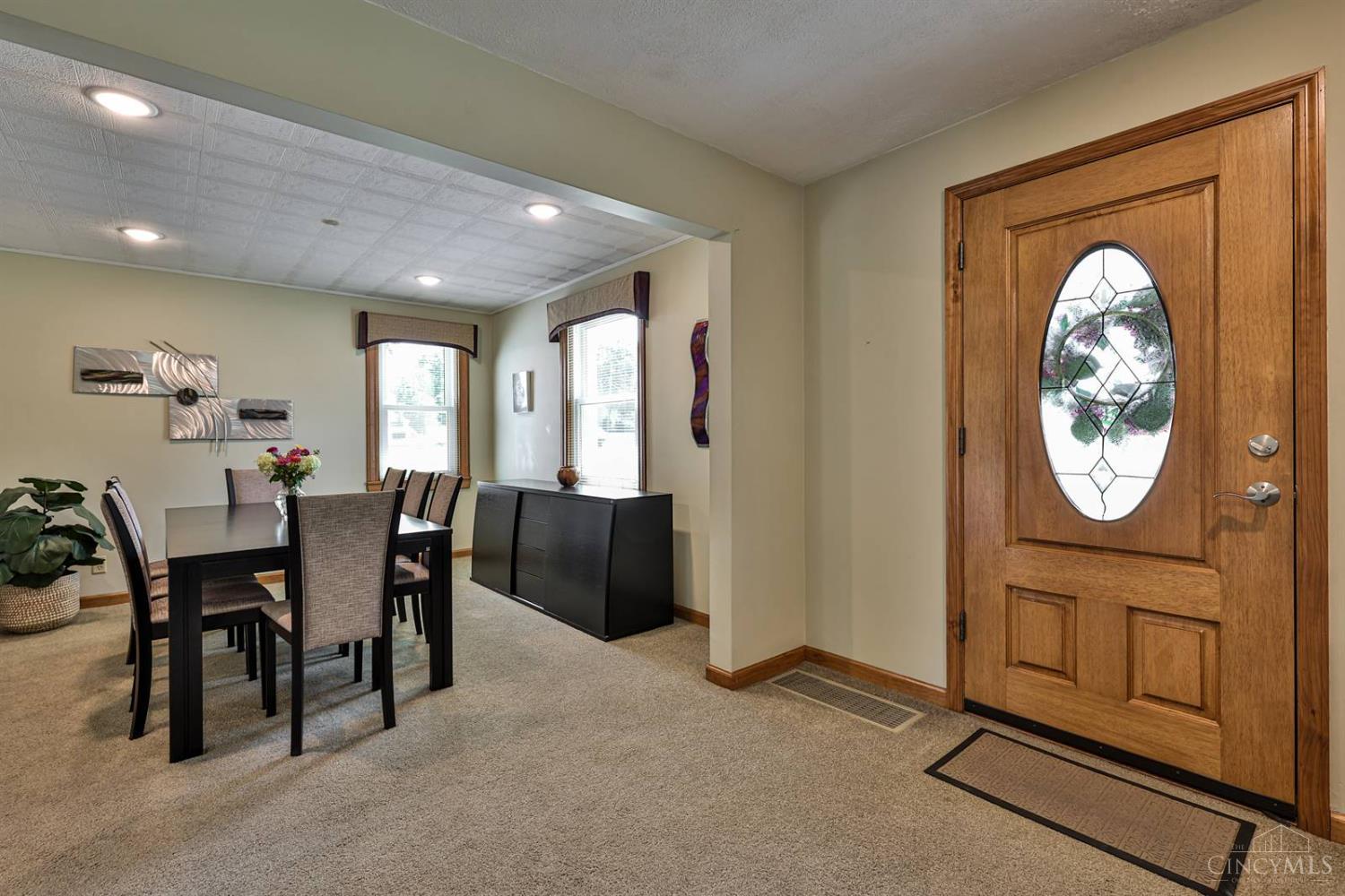 6080 Thompson Road Cincinnati, OH 45247 - Photo 8 of 56