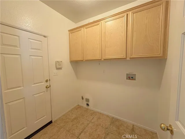 $2,475 | 13343 Vista Verde Street, Victorville, CA 92392