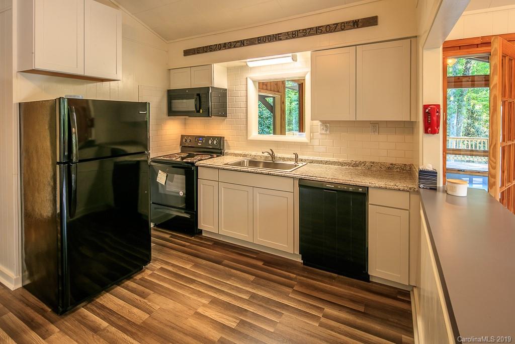 506 7 Oaks Road Boone, NC 28607 - Photo 14 of 31 Gallery Image 14