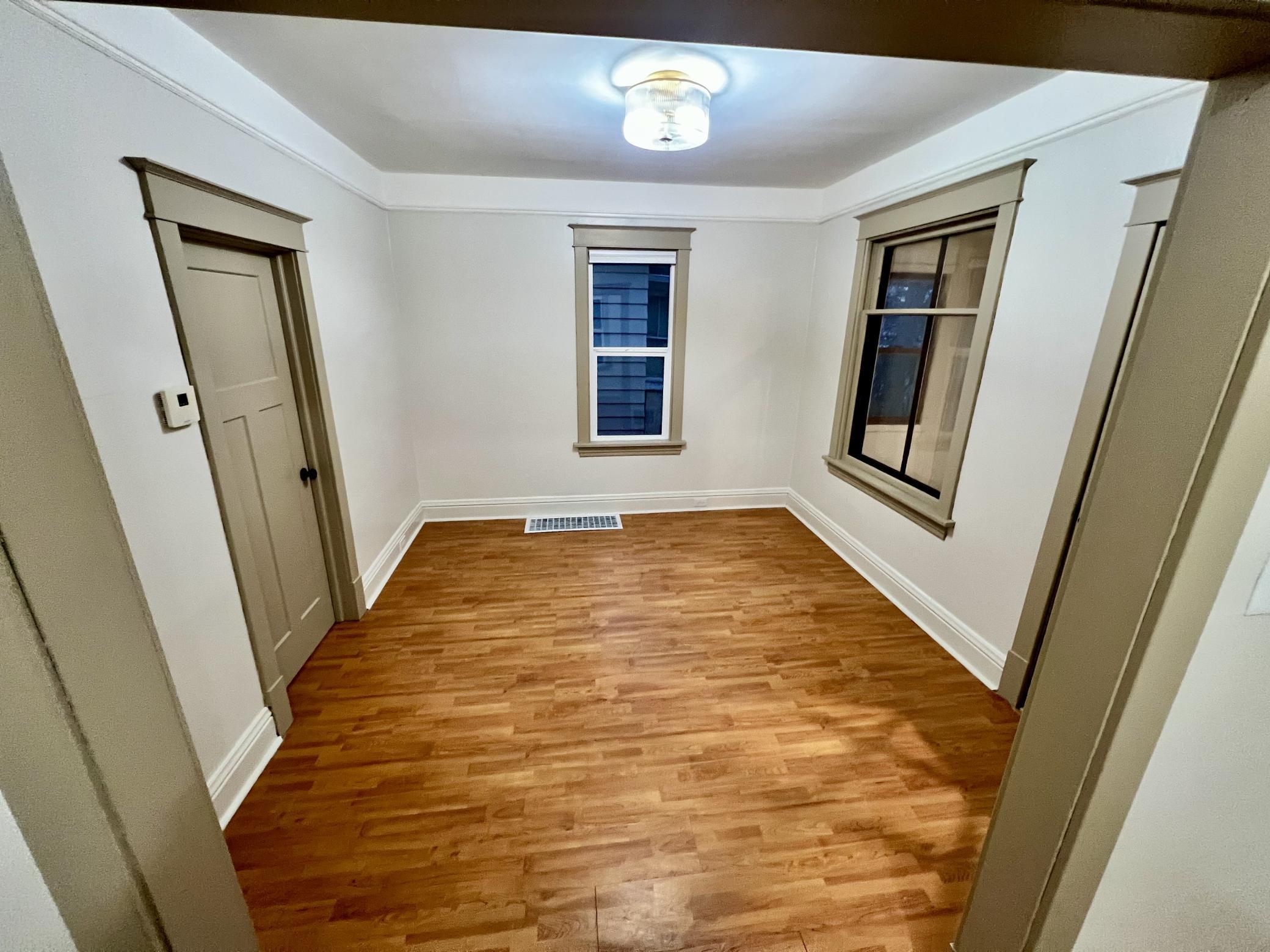 205 West Howard Street Hibbing, MN 55746 - Photo 16 of 29