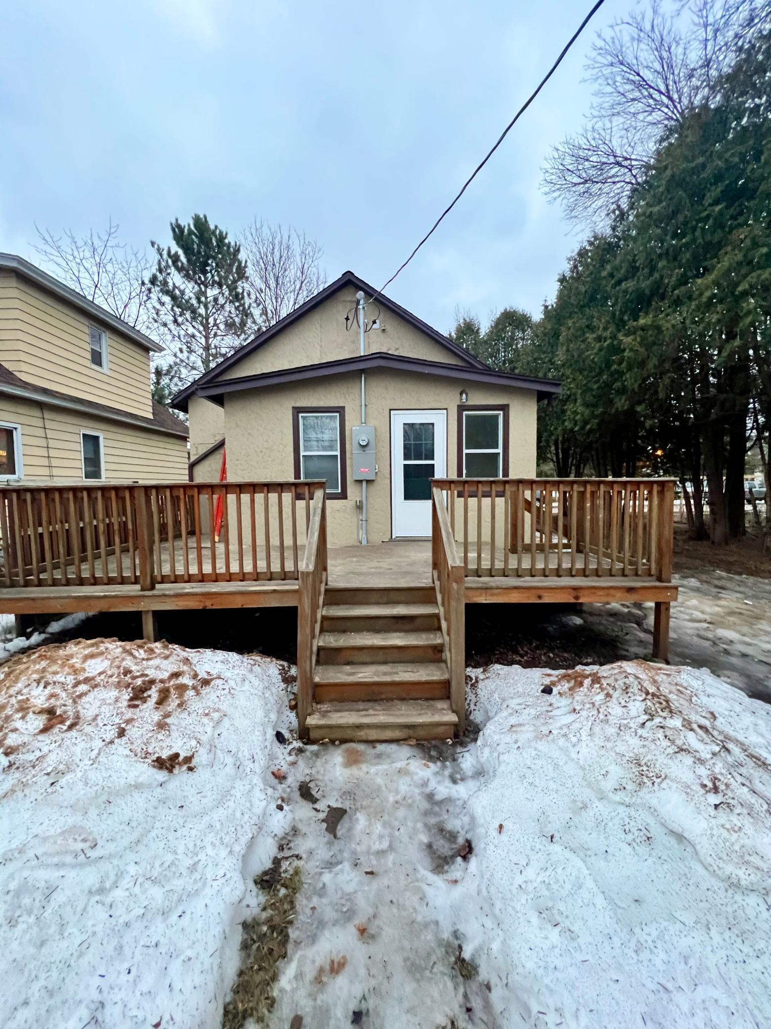 205 West Howard Street Hibbing, MN 55746 - Photo 2 of 29