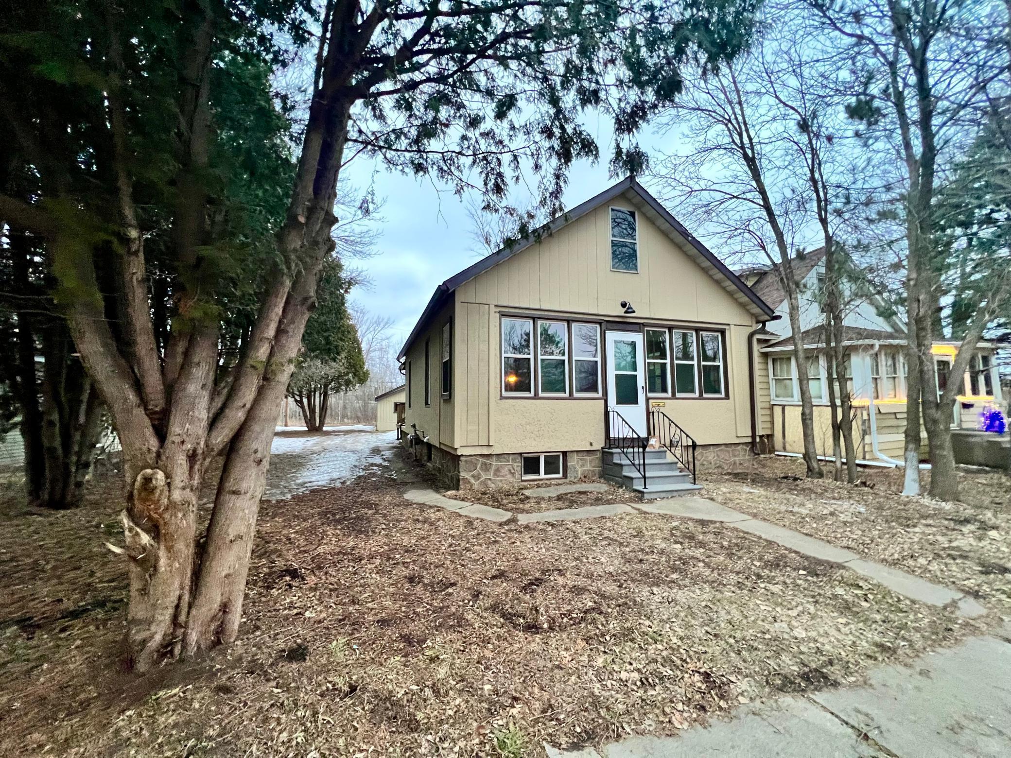 205 West Howard Street Hibbing, MN 55746 - Photo 6 of 29