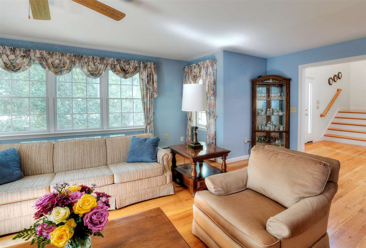 68 Dearborn Road Greenland, NH 03840 - Photo 8 of 23 Gallery Image 8