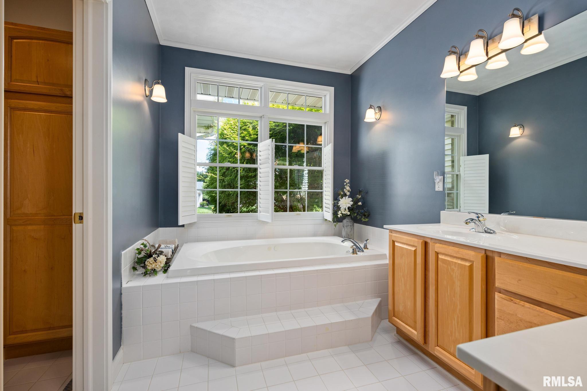 1930 Chestnut Lane Washington, IL 61571 - Photo 39 of 47