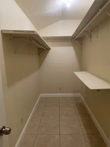 $259,900 | 405 Shadylawn Street, Shoreacres, TX 77571