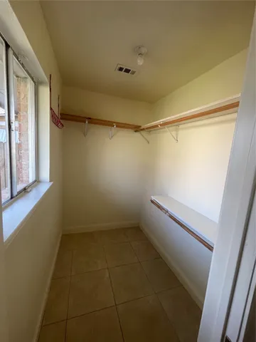 $259,900 | 405 Shadylawn Street, Shoreacres, TX 77571