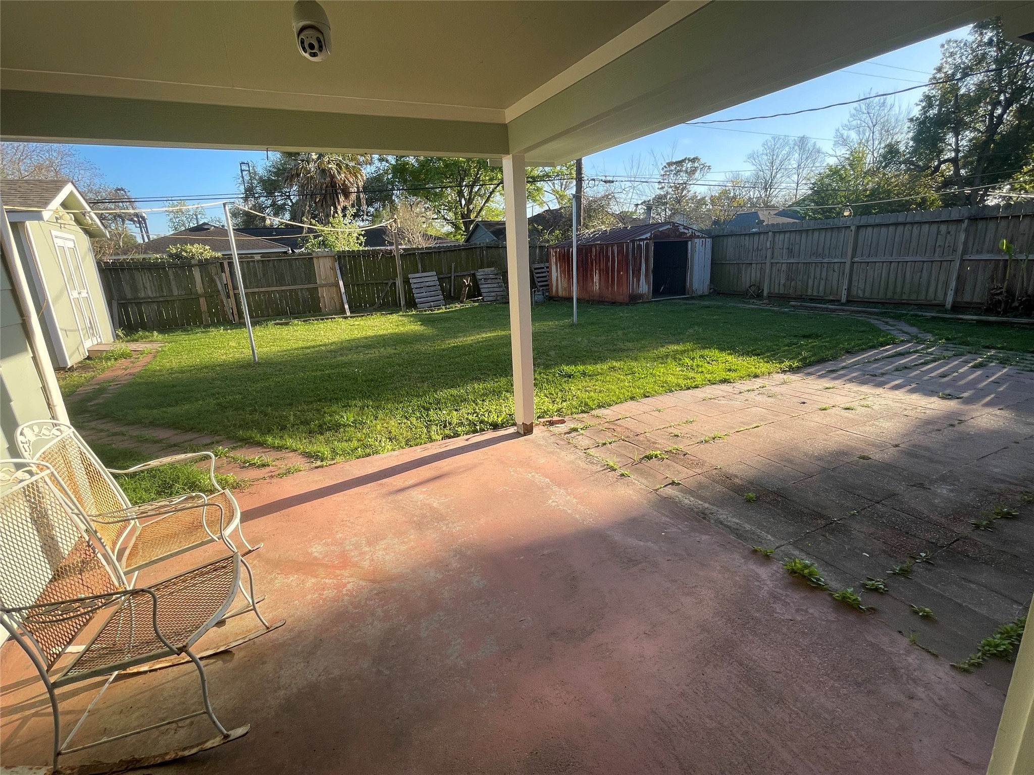405 Shadylawn Street Shoreacres, TX 77571 - Photo 18 of 19 Back yard