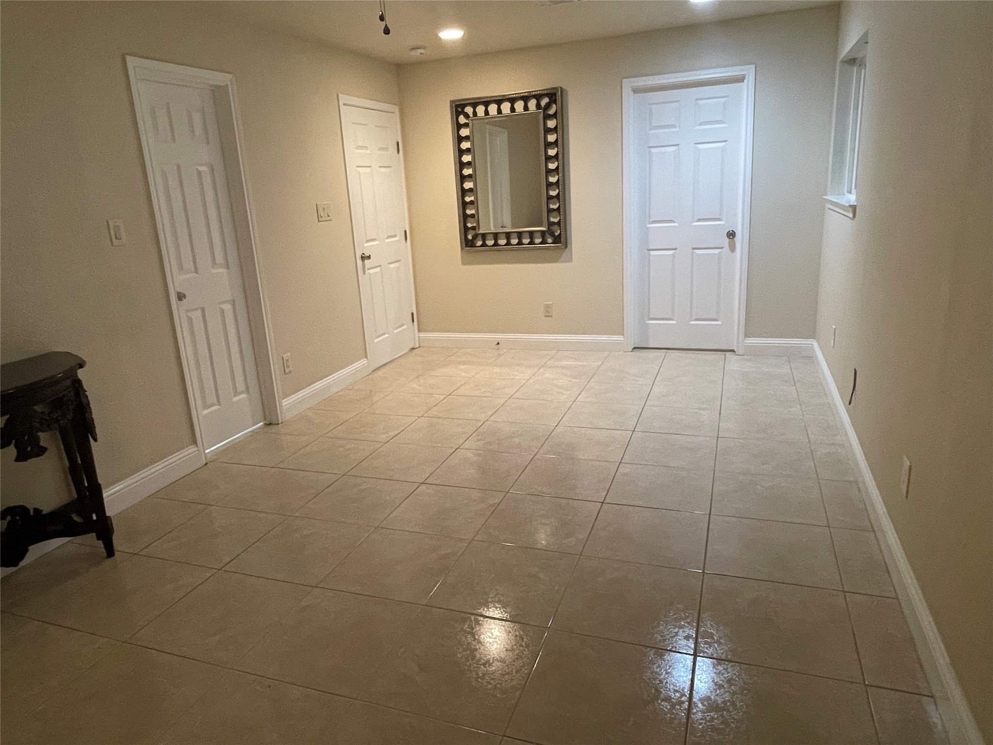 405 Shadylawn Street Shoreacres, TX 77571 - Photo 5 of 19 Master Bedroom