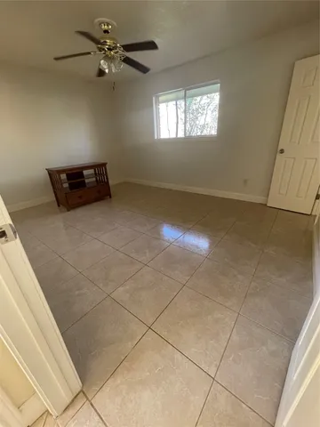 $259,900 | 405 Shadylawn Street, Shoreacres, TX 77571