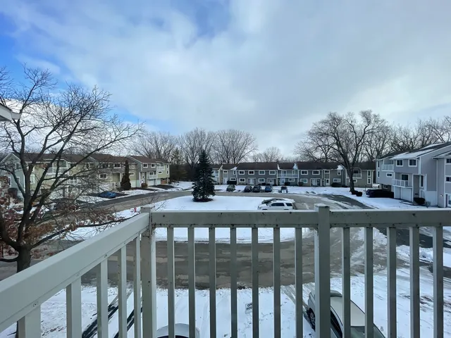 $300,000 | 1105 Sandpiper Court, Bartlett, IL 60103