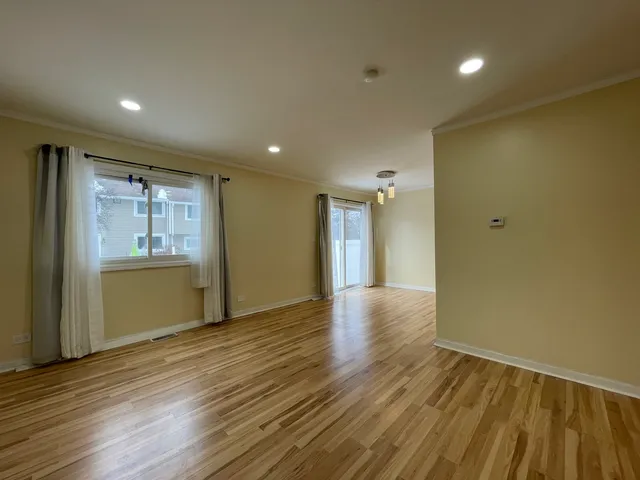 $300,000 | 1105 Sandpiper Court, Bartlett, IL 60103