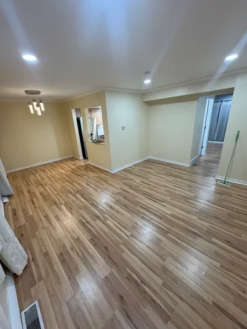 $300,000 | 1105 Sandpiper Court, Bartlett, IL 60103