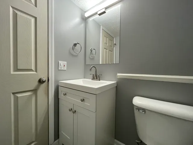 $300,000 | 1105 Sandpiper Court, Bartlett, IL 60103