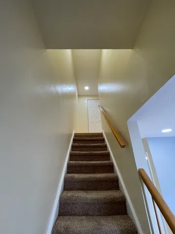 $300,000 | 1105 Sandpiper Court, Bartlett, IL 60103