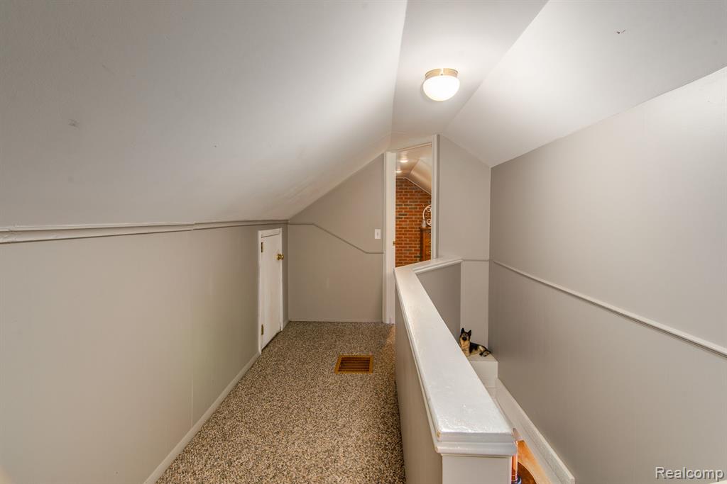 820 West Silver Lake Road Fenton, MI 48430 - Photo 20 of 38