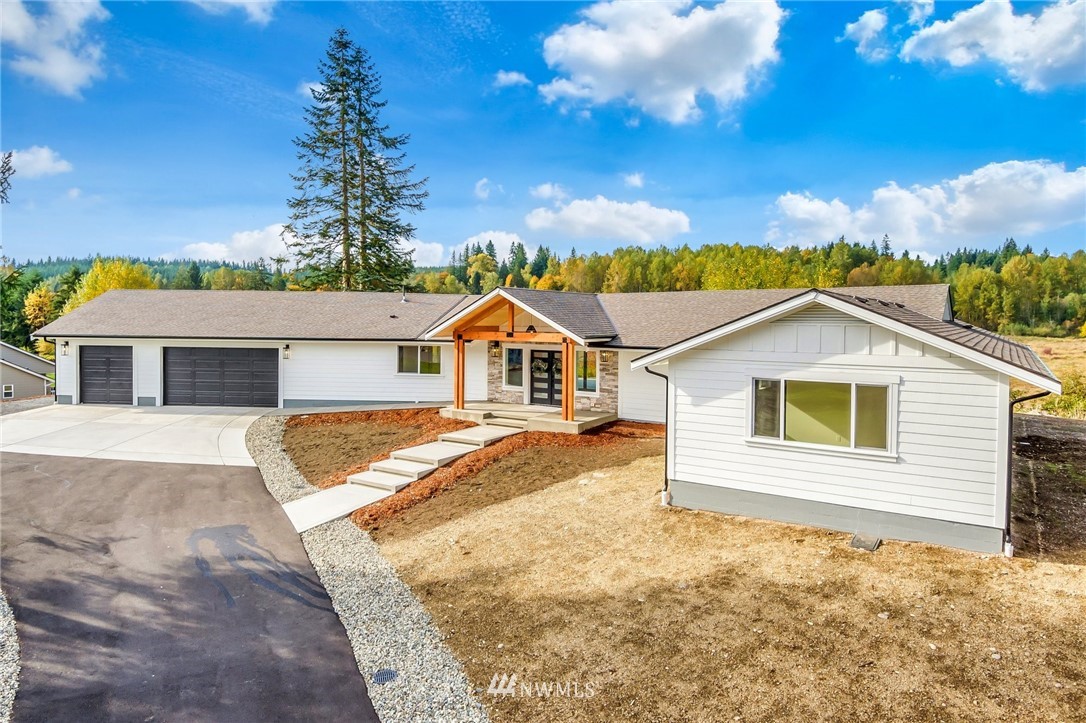3222 Creswell Road Snohomish, WA 98290 - Photo 6 of 36 a view of swimming pool with outdoor seating and city view