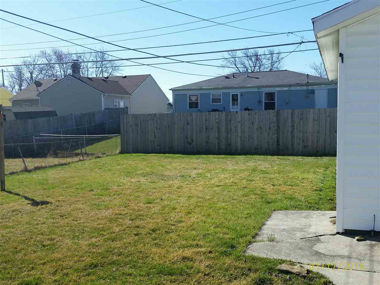 1506 Cinnamon Road Fort Wayne, IN 46825 - Photo 4 of 13 Gallery Image 4