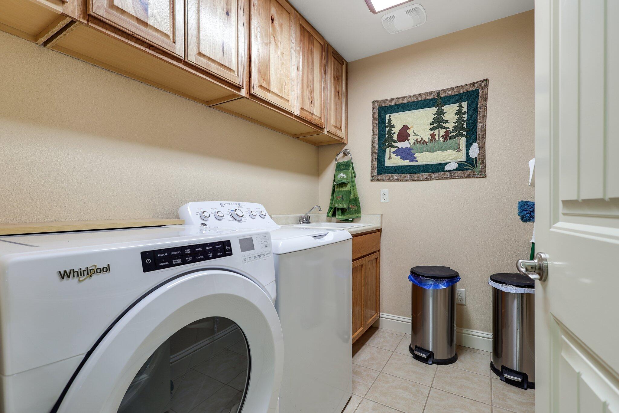 10460 Ritts Mill Road Shingletown, CA 96088 - Photo 19 of 34 Laundry