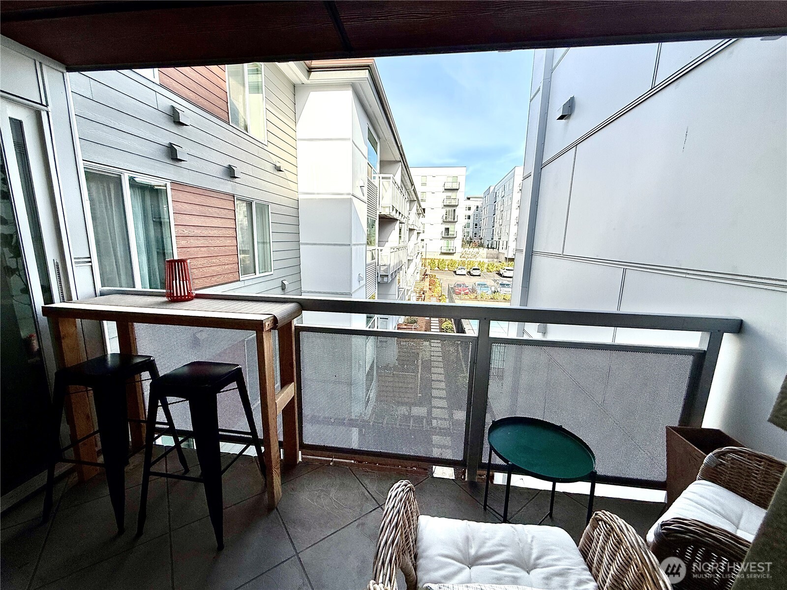10501 8th Avenue Northeast, Unit 335 Seattle, WA 98125 - Photo 17 of 19