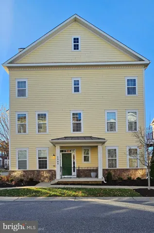 $600,000 | 5948 Logans Way, Ellicott City, MD 21043