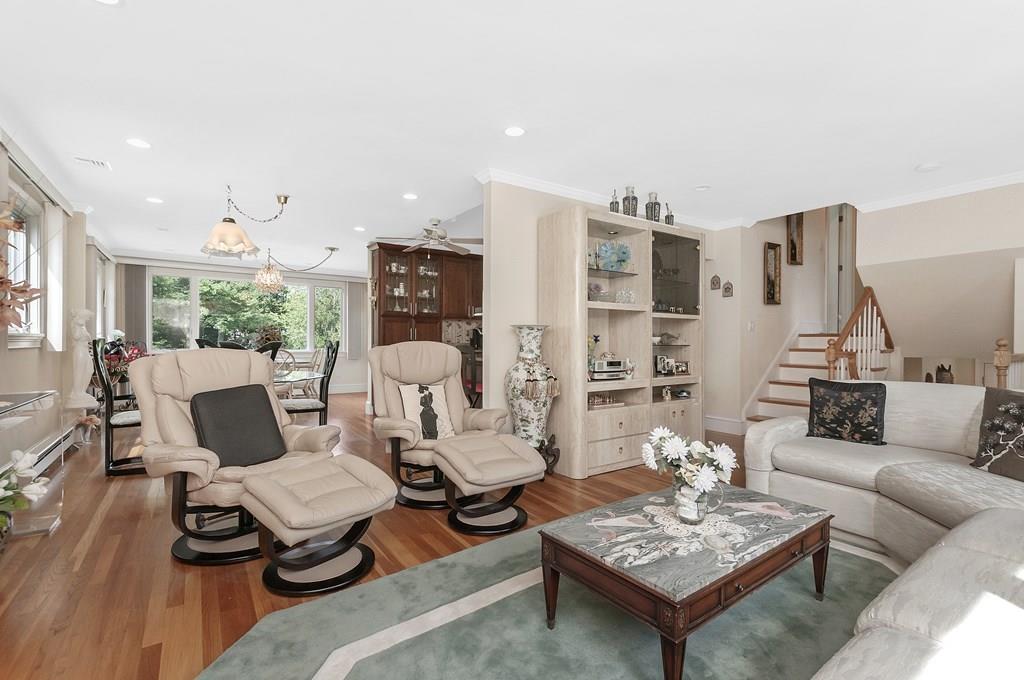 12 Ashmont Road Wellesley, MA 02481 - Photo 3 of 30 Gallery Image 3