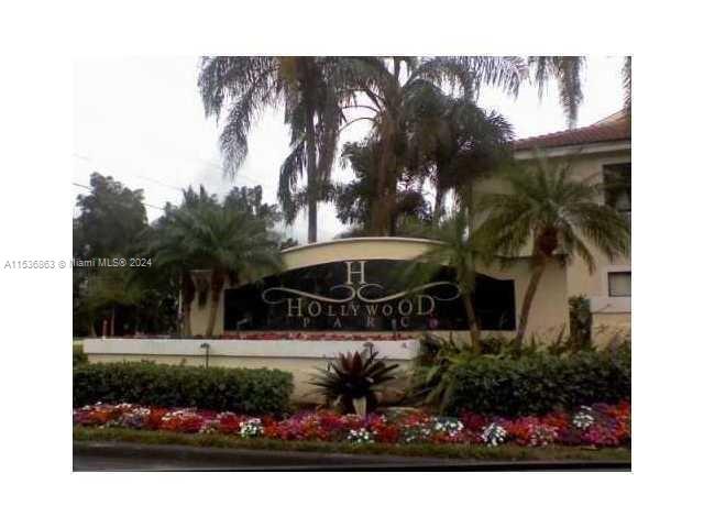 650 South Park Road, Unit 135 Hollywood, FL 33021 - Photo 36 of 36 a view of a patio