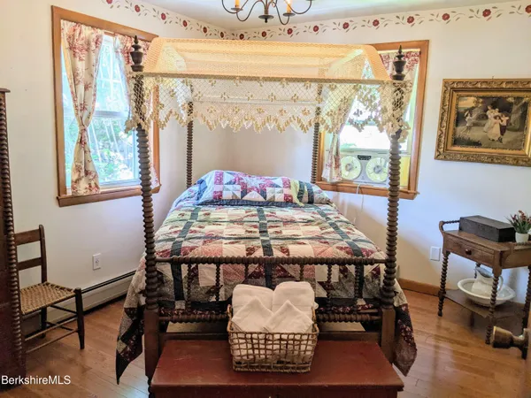 $385,000 | 15 Ballou Street, North Adams, MA 01247