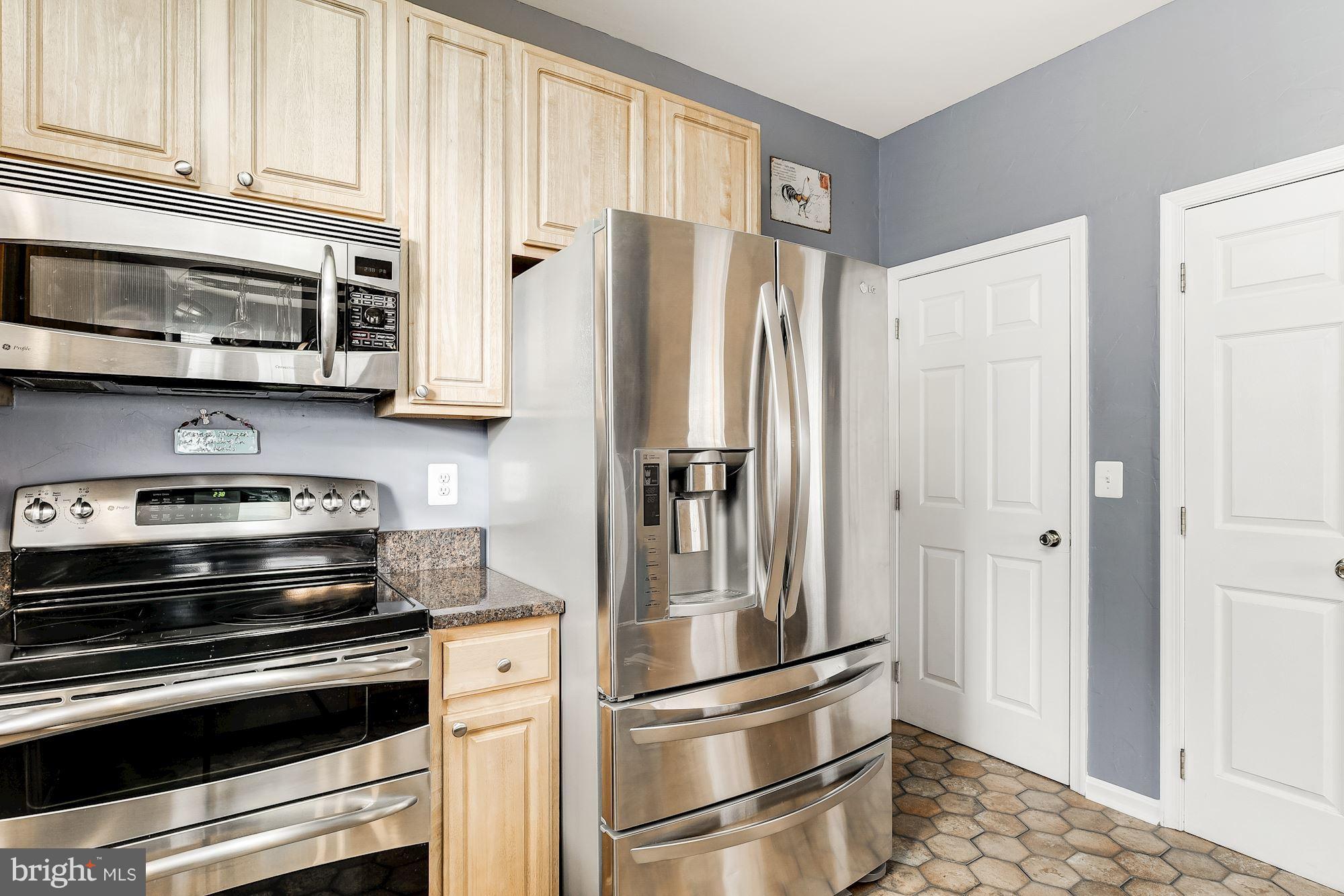 201 Byfield Road Westminster, MD 21157 - Photo 7 of 34 Eat-In Kitchen