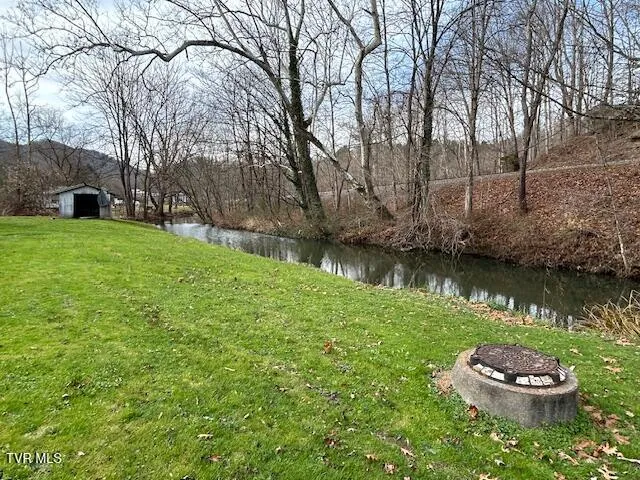 $82,500 | 6307 Josephine Road, Norton, VA 24273