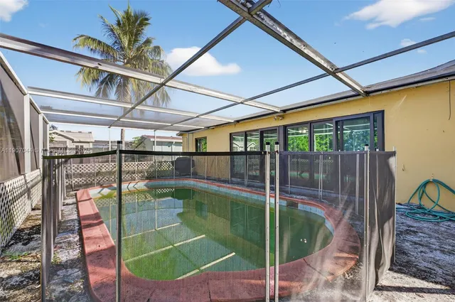 $510,500 | 849 Northwest 70th Way, Margate, FL 33063