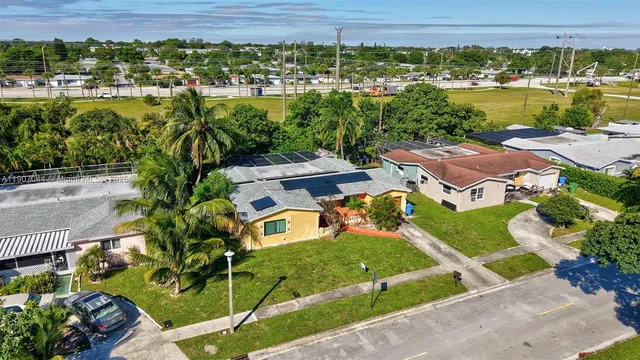 $510,500 | 849 Northwest 70th Way, Margate, FL 33063