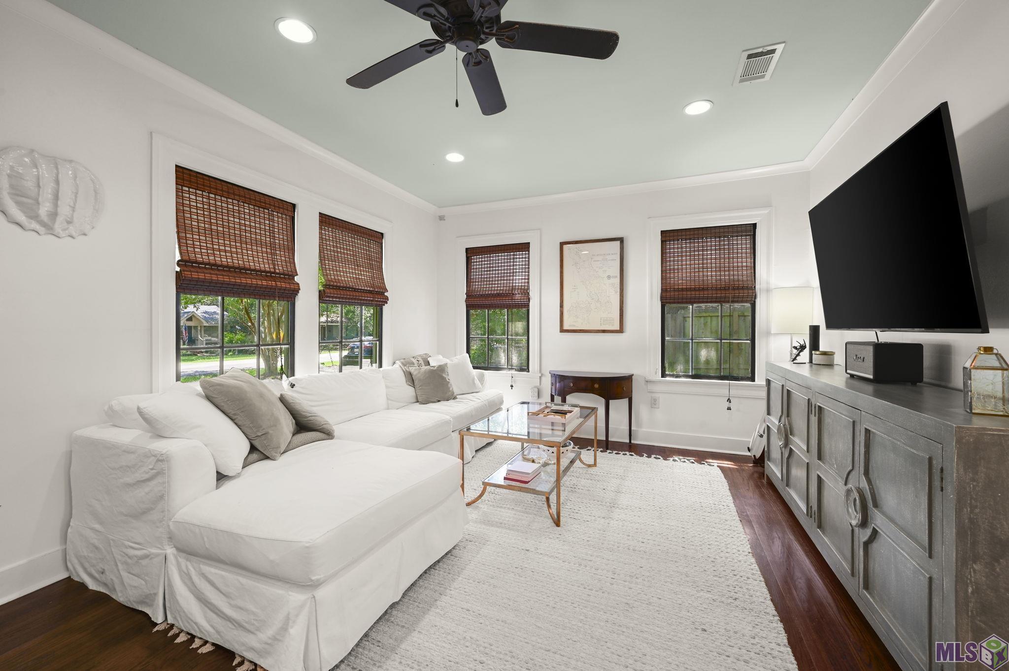 4266 Hyacinth Avenue Baton Rouge, LA 70808 - Photo 4 of 27