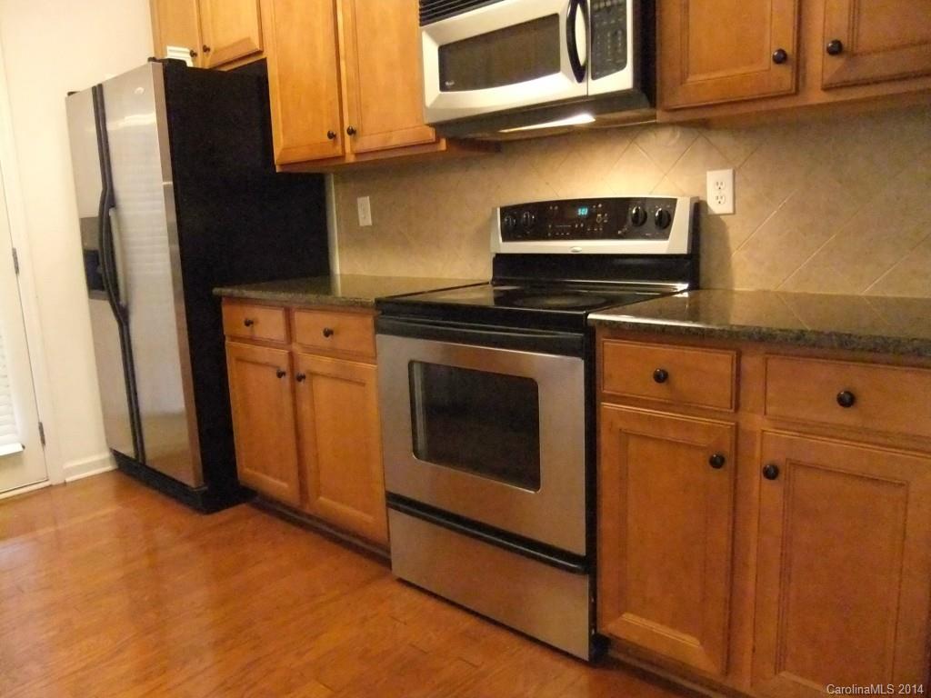 1915 Travertine Lane, Unit 213 Fort Mill, SC 29708 - Photo 4 of 15