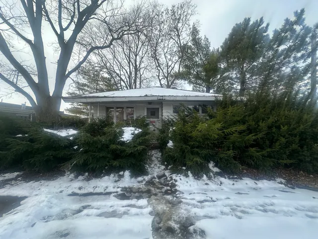 $19,900 | 515 South Market Street, Hoopeston, IL 60942