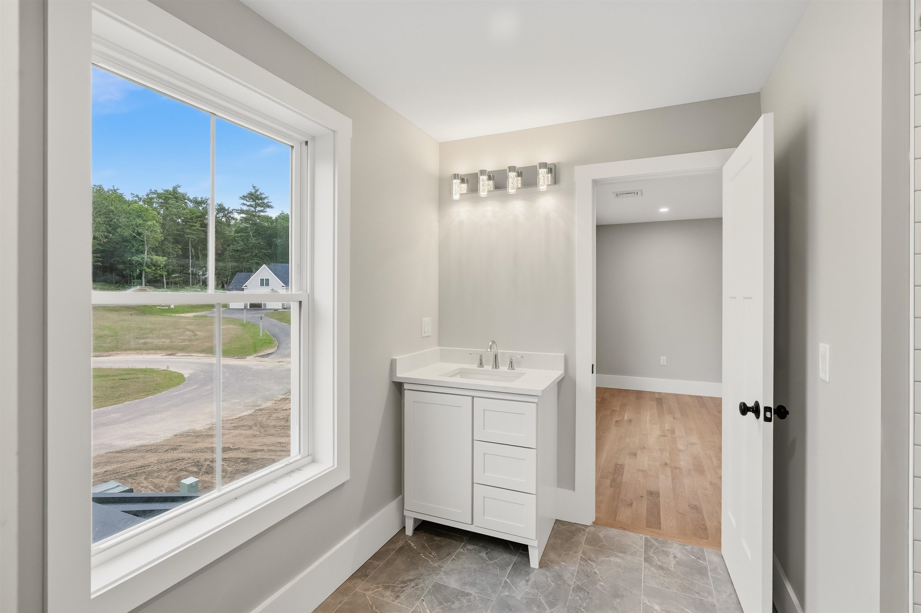 42 Canterbury Road Pelham, NH 03076 - Photo 22 of 30 Gallery Image 22