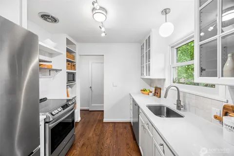 $1,250,000 | 4908 South Snoqualmie Street, Seattle, WA 98118