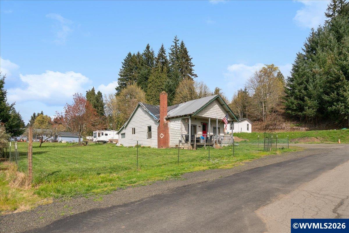 153 3rd Street Falls City, OR 97344 - Photo 3 of 10