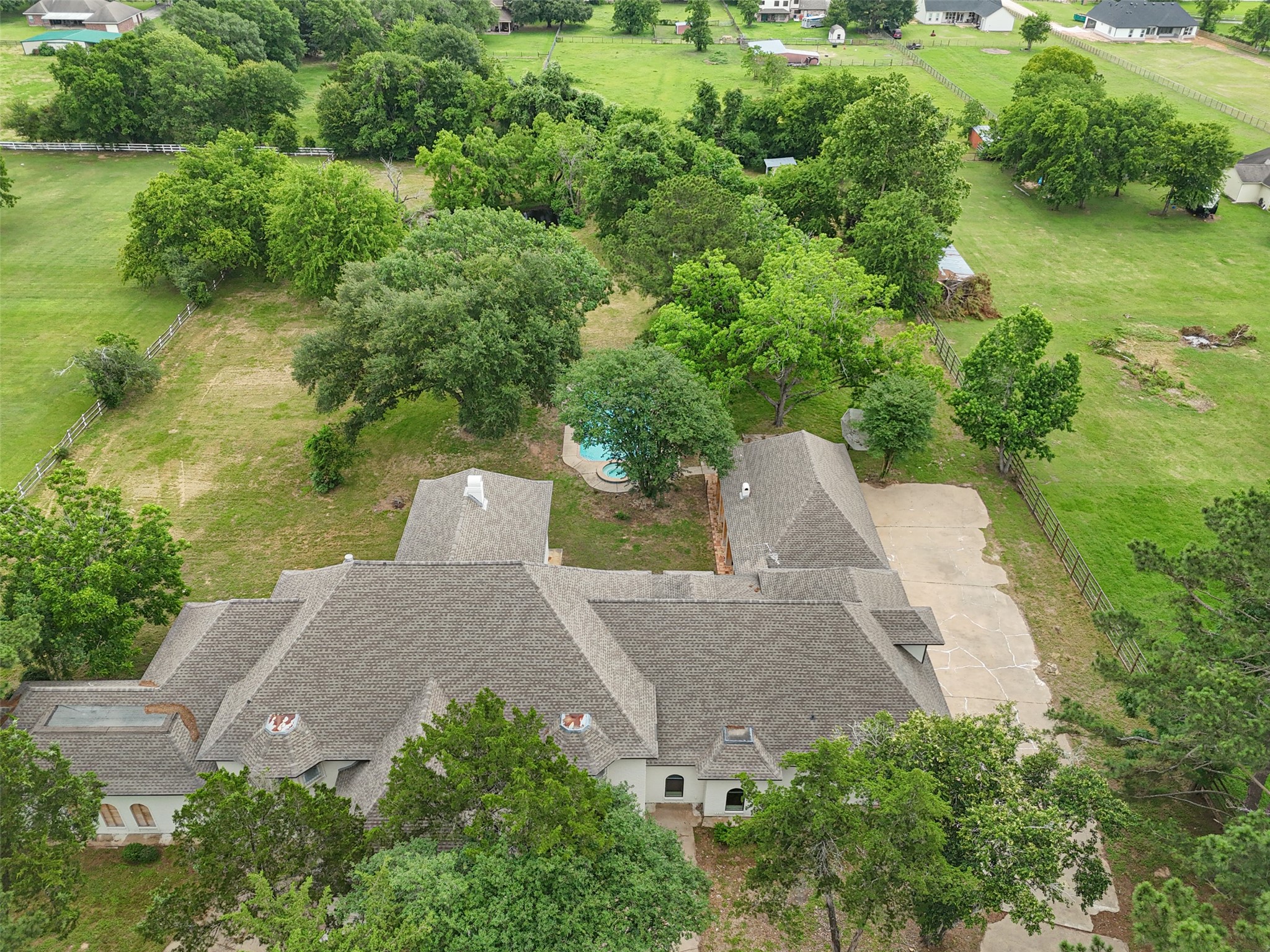 21310 Rosehill Church Road Tomball, TX 77377 - Photo 11 of 37 an aerial view of a house with outdoor space and lake view