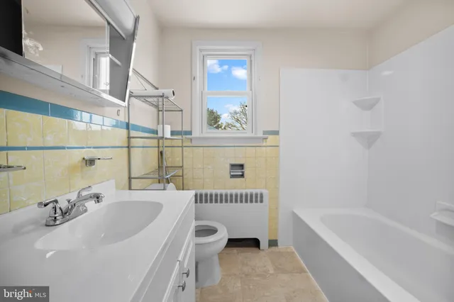 $1,650 | 842 Bethlehem Pike, Unit B, Colmar, PA 18915