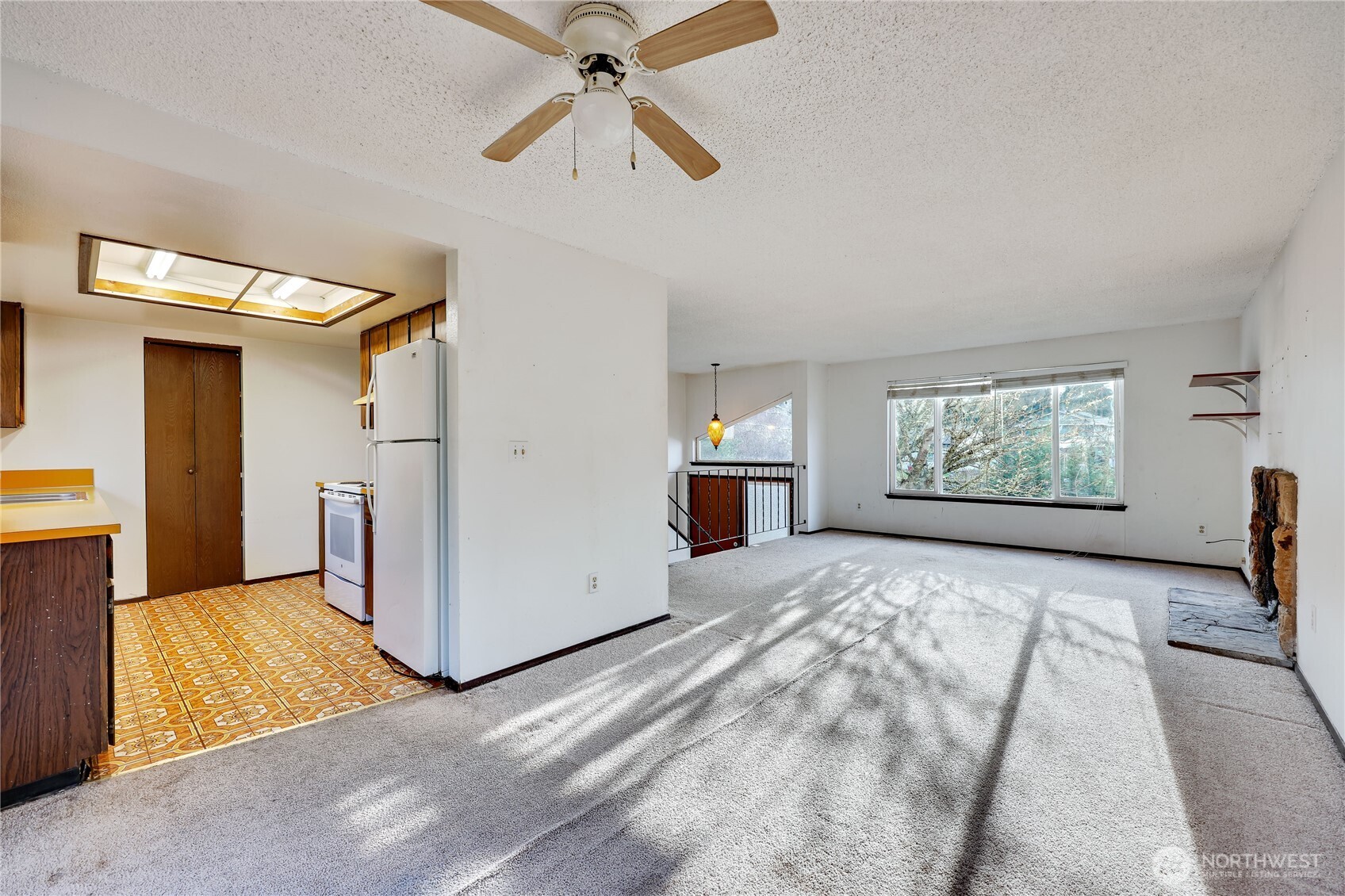 290 Northeast Torval Canyon Road Poulsbo, WA 98370 - Photo 12 of 40