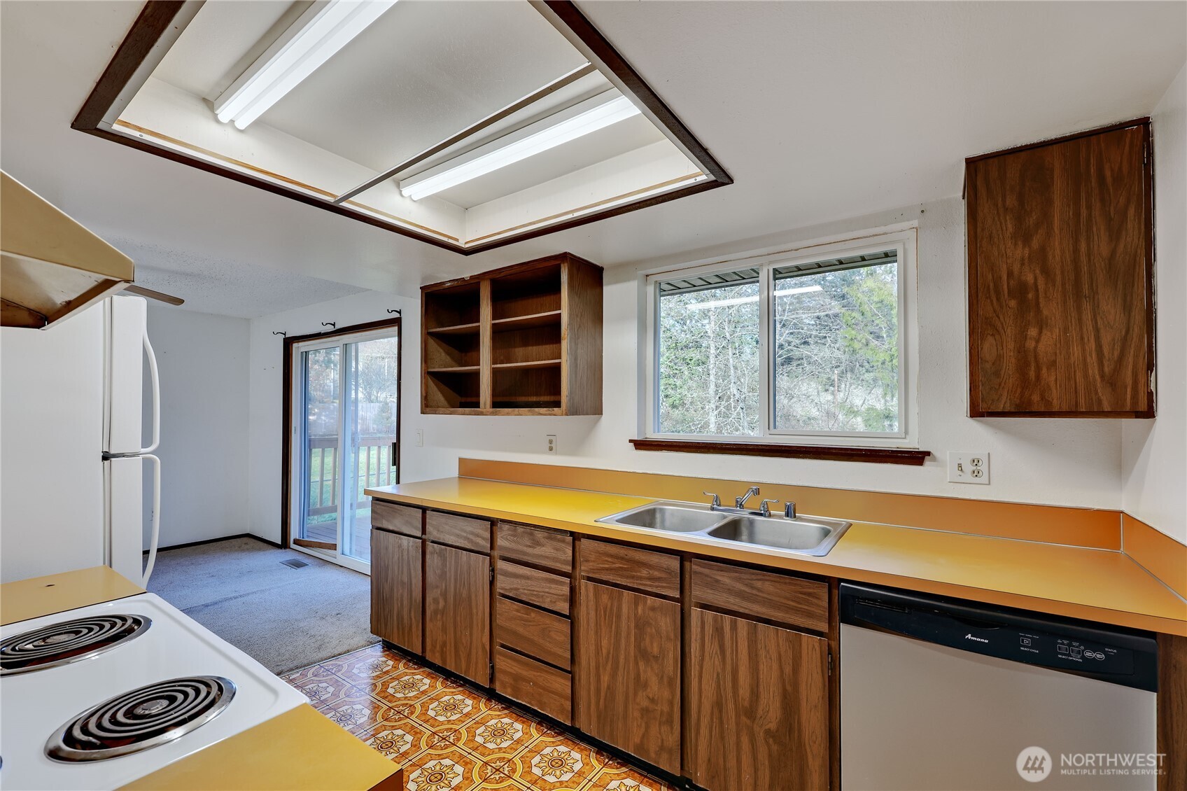 290 Northeast Torval Canyon Road Poulsbo, WA 98370 - Photo 14 of 40