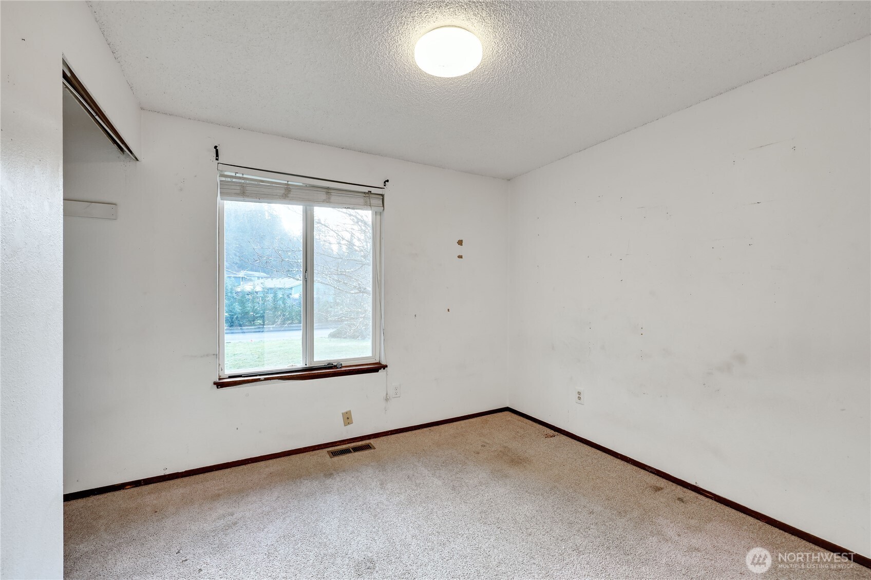 290 Northeast Torval Canyon Road Poulsbo, WA 98370 - Photo 22 of 40