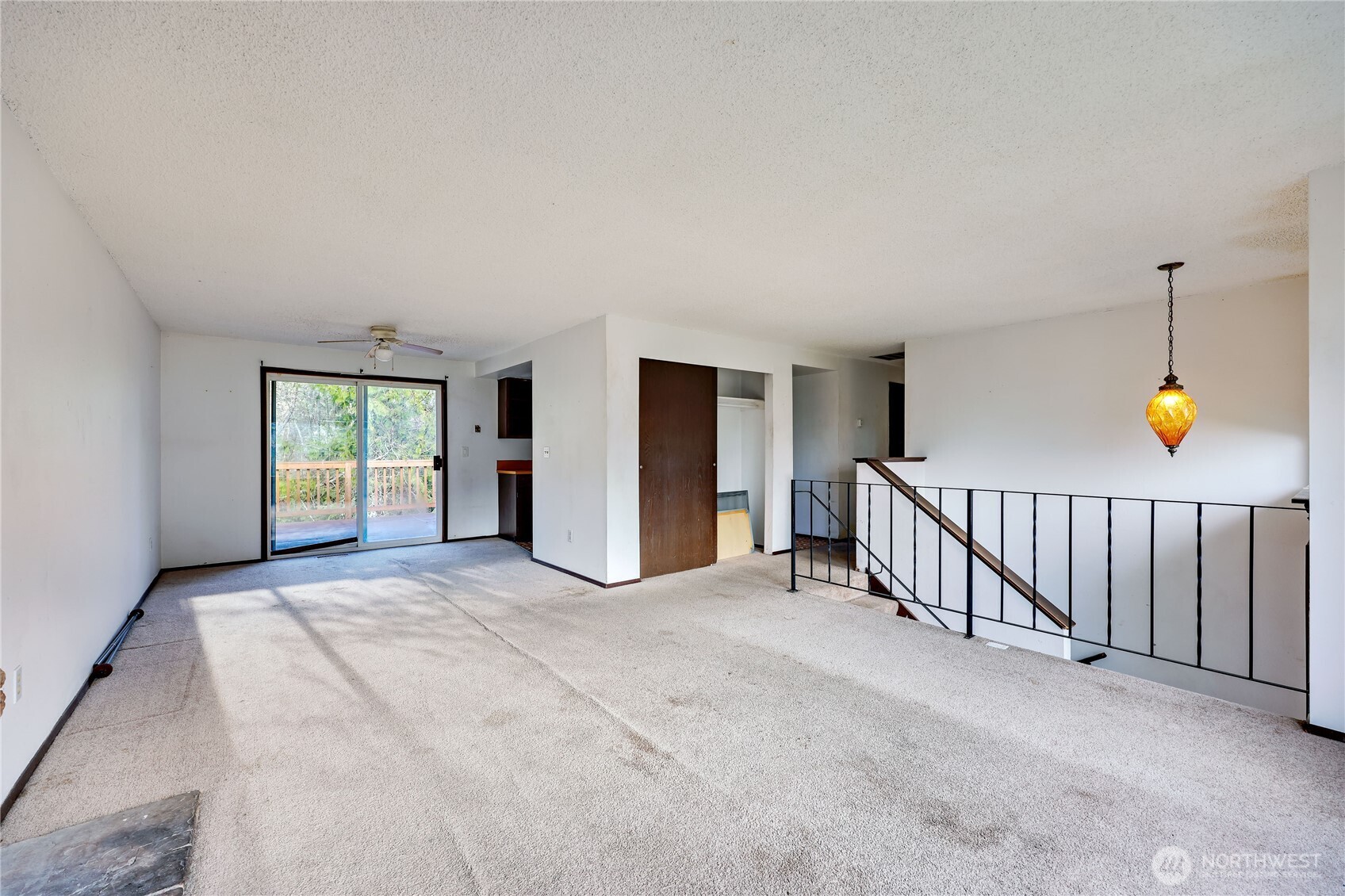 290 Northeast Torval Canyon Road Poulsbo, WA 98370 - Photo 10 of 40