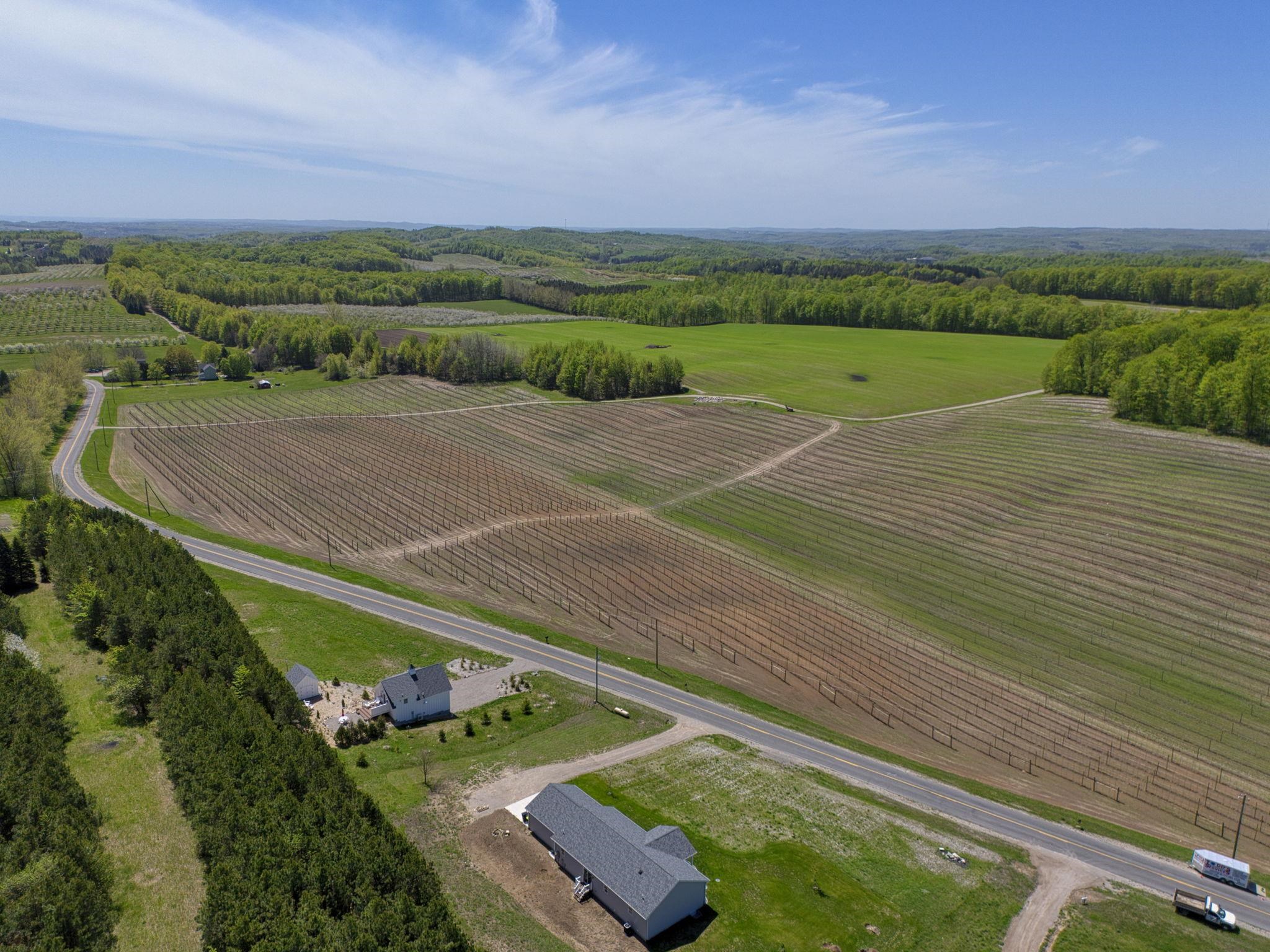 2494 North Setterbo Road Suttons Bay, MI 49682 - Photo 43 of 61 1934024-08700bd7-9de5-4ff0-bd07-ac47140c1fb7.JPG