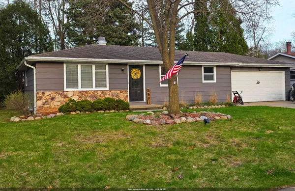 $279,900 | 1225 Delray Drive, Green Bay, WI 54304