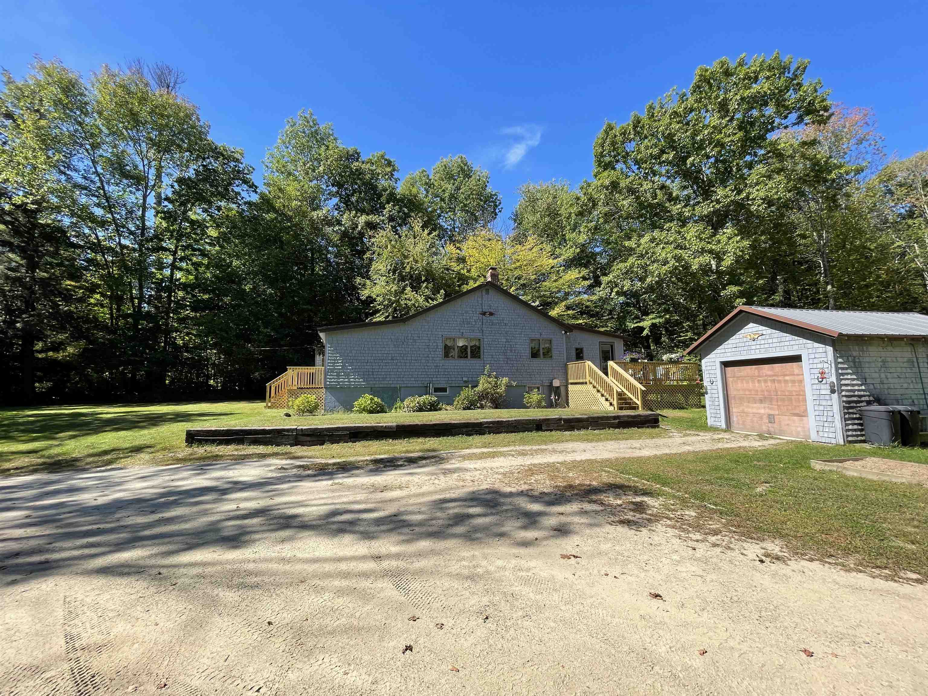 254 Mountain Road Jaffrey, NH 03452 - Photo 2 of 27