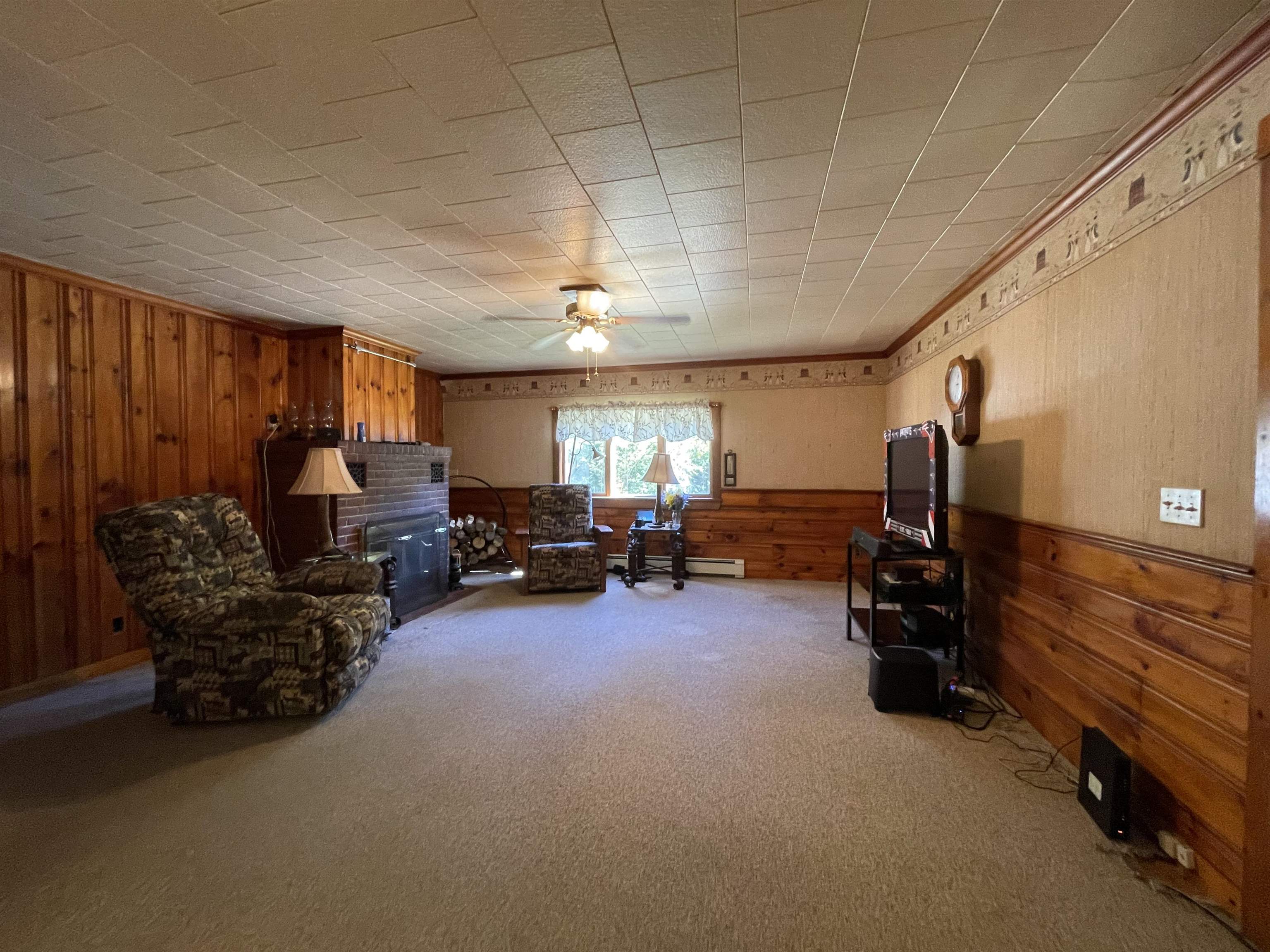 254 Mountain Road Jaffrey, NH 03452 - Photo 12 of 27