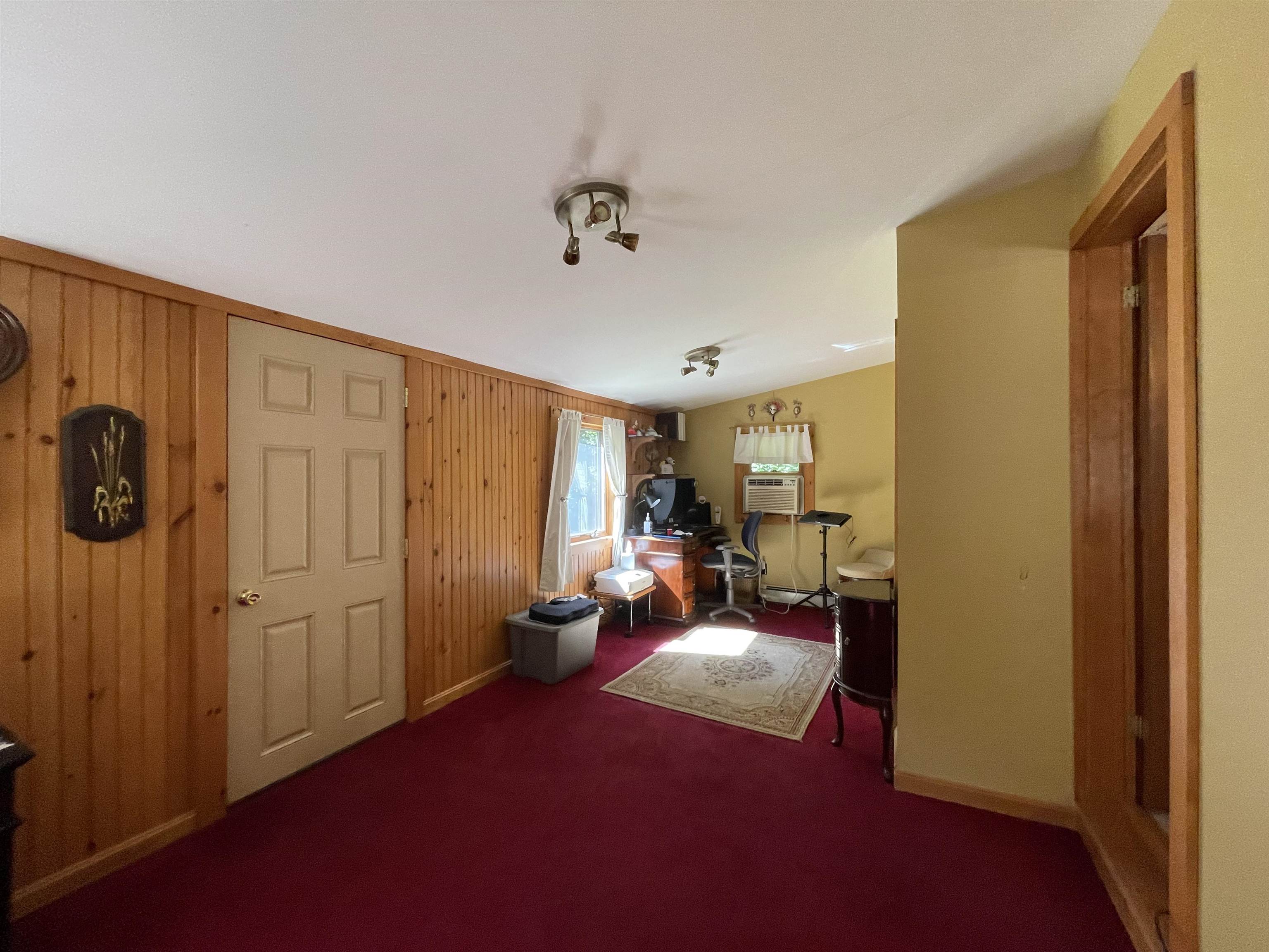 254 Mountain Road Jaffrey, NH 03452 - Photo 15 of 27