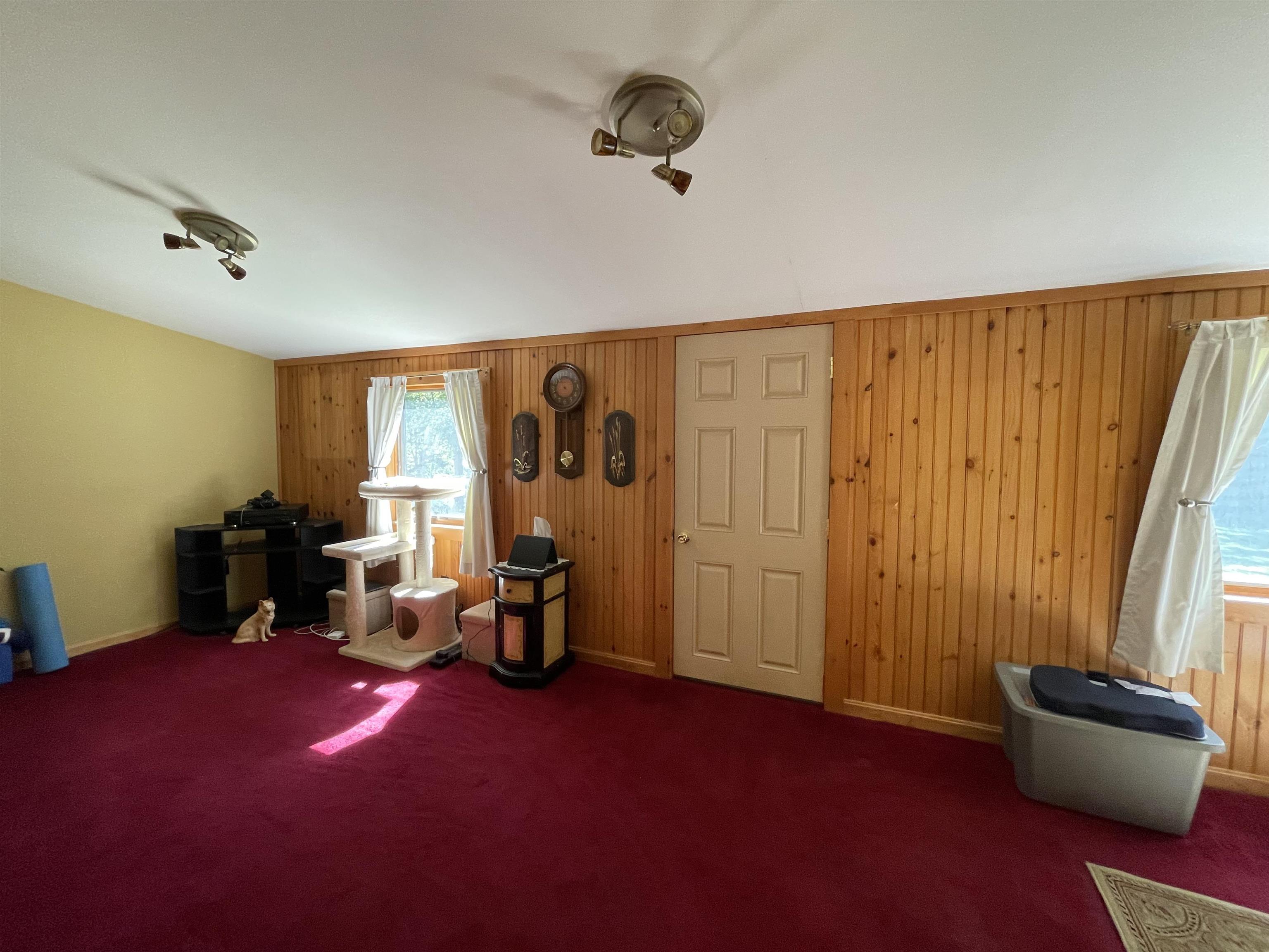 254 Mountain Road Jaffrey, NH 03452 - Photo 16 of 27