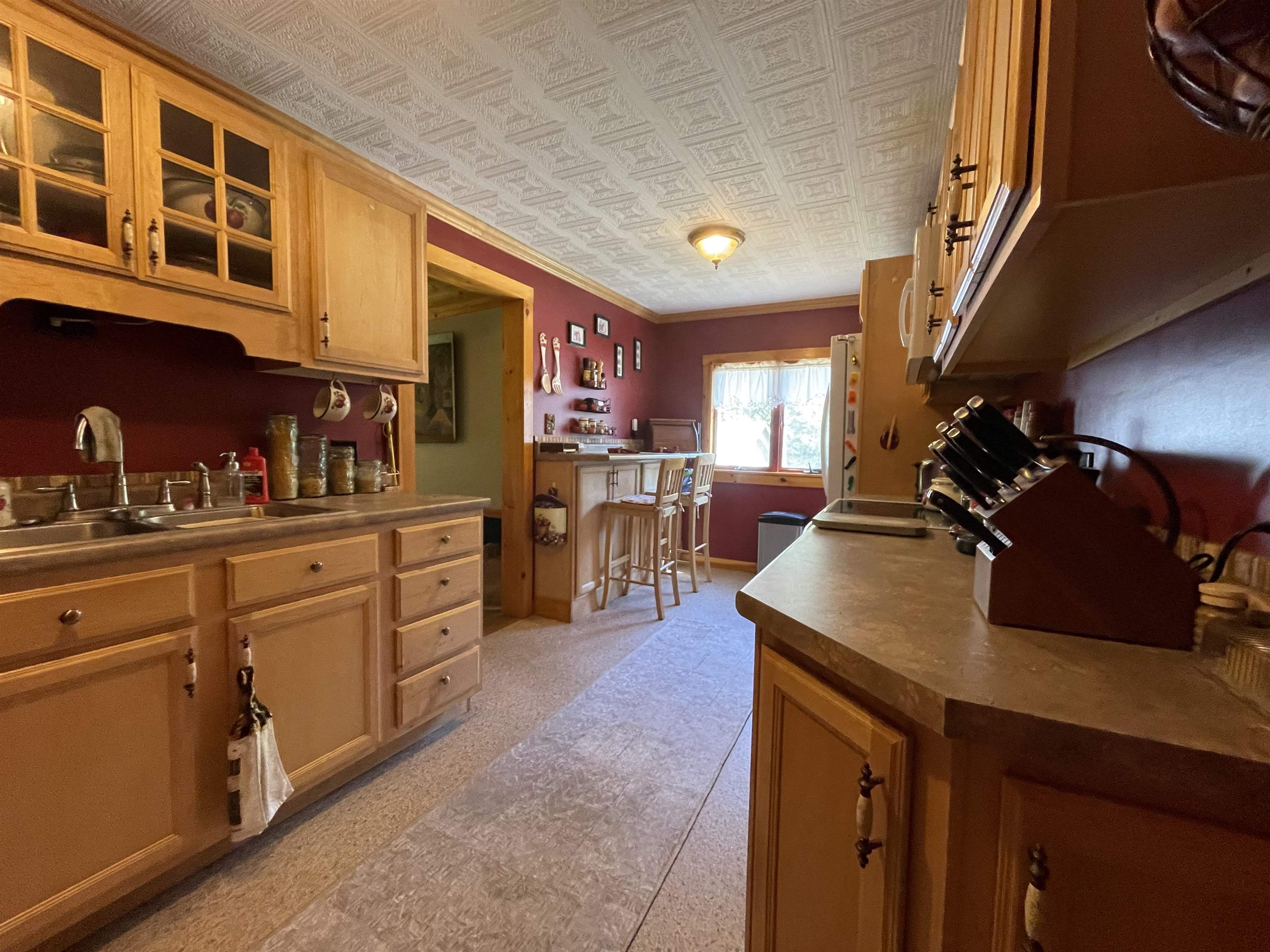 254 Mountain Road Jaffrey, NH 03452 - Photo 8 of 27
